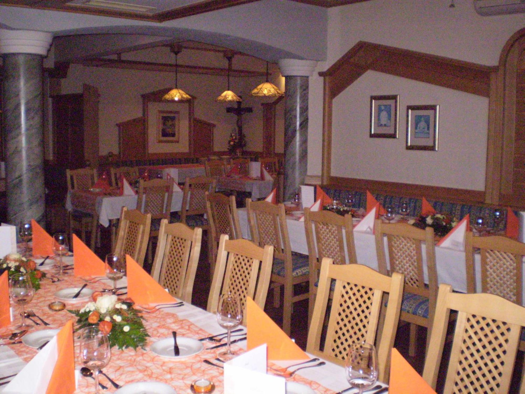 Gasthaus Hotel Feldschlange Ried im Innkreis Exterior photo